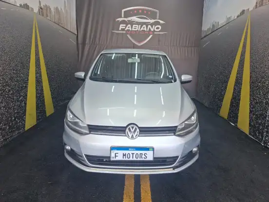 VOLKSWAGEN-FOX-2017