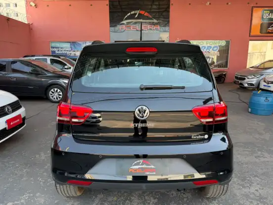 VOLKSWAGEN-FOX-2021