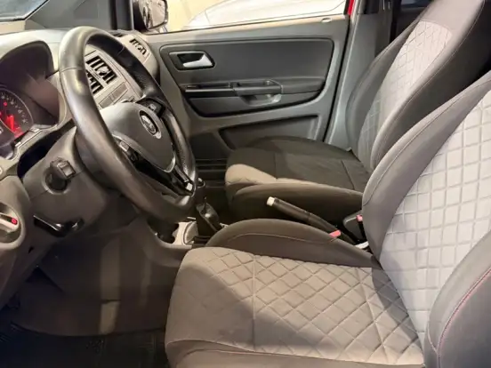 VOLKSWAGEN-FOX-1.6 MSI TOTAL FLEX XTREME 4P MANUAL VOLKSWAGEN-FOX-2019