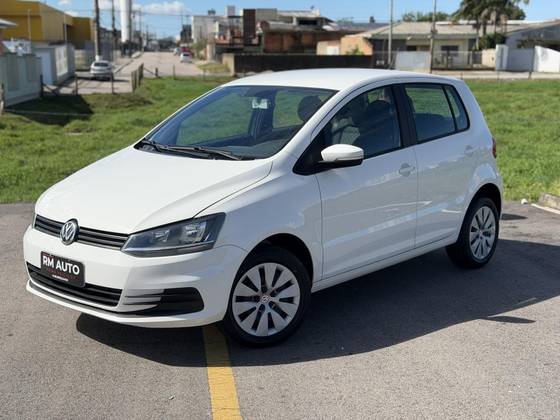 VOLKSWAGEN FOX 1.0 MPI TRENDLINE 12V FLEX 4P MANUAL