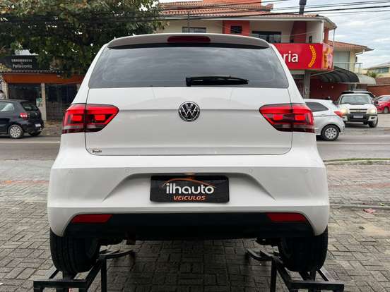 VOLKSWAGEN-FOX-2019