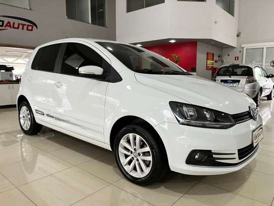 VOLKSWAGEN-FOX-1.6 MSI TOTAL FLEX CONNECT 4P MANUAL VOLKSWAGEN-FOX-2019