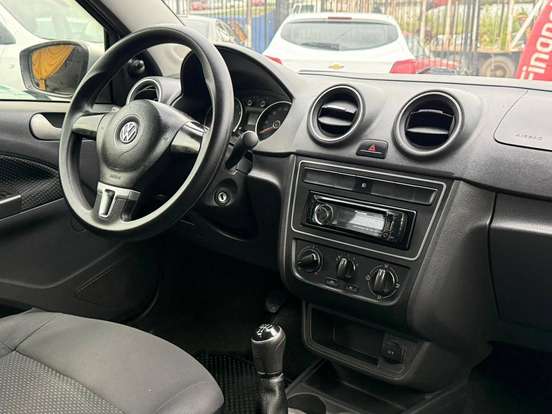 VOLKSWAGEN-GOL-2014