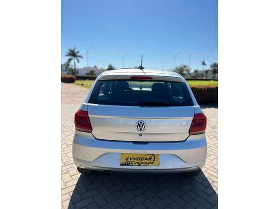 VOLKSWAGEN-GOL-2021