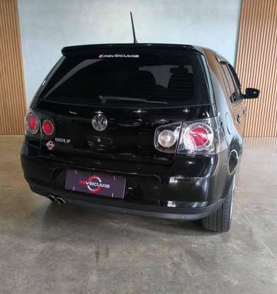 VOLKSWAGEN-GOLF-2012