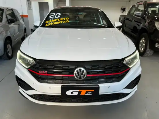 VOLKSWAGEN-JETTA-2020