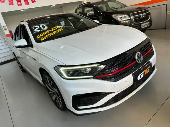 VOLKSWAGEN-JETTA-2020