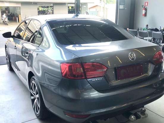 VOLKSWAGEN-JETTA-2.0 COMFORTLINE FLEX 4P TIPTRONIC VOLKSWAGEN-JETTA-2013