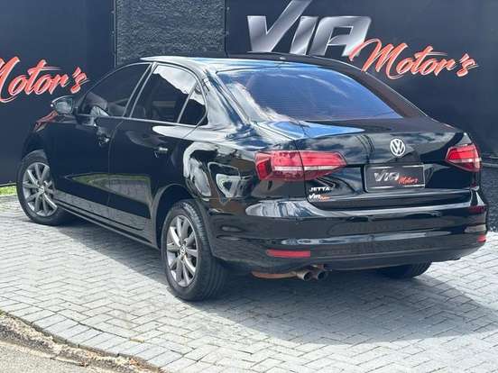 VOLKSWAGEN-JETTA-2.0 TRENDLINE FLEX 4P TIPTRONIC VOLKSWAGEN-JETTA-2015