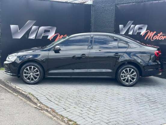 VOLKSWAGEN-JETTA-2015