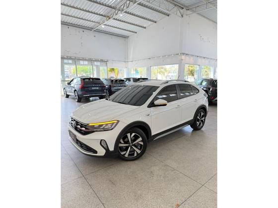 VOLKSWAGEN NIVUS 1.0 200 TSI TOTAL FLEX HIGHLINE AUTOMÁTICO