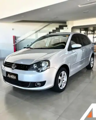 VOLKSWAGEN-POLO-1.6 MI 8V FLEX 4P MANUAL VOLKSWAGEN-POLO-2013