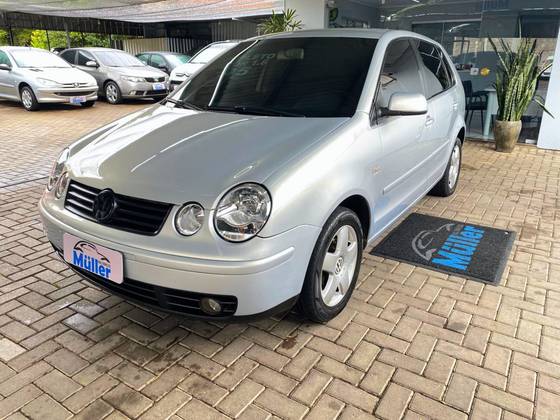VOLKSWAGEN POLO 1.6 MI 8V FLEX 4P MANUAL