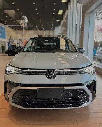 VOLKSWAGEN-TAOS-2026