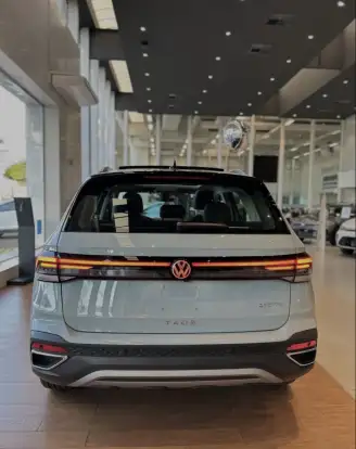 VOLKSWAGEN-TAOS-2026