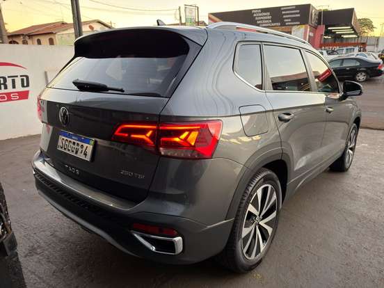 VOLKSWAGEN-TAOS-1.4 250 TSI TOTAL FLEX HIGHLINE AUTOMÁTICO VOLKSWAGEN-TAOS-2022