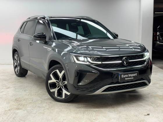 VOLKSWAGEN TAOS 1.4 250 TSI TOTAL FLEX HIGHLINE AUTOMÁTICO