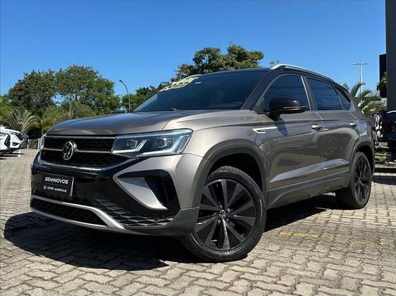 VOLKSWAGEN TAOS 1.4 250 TSI TOTAL FLEX HIGHLINE AUTOMÁTICO