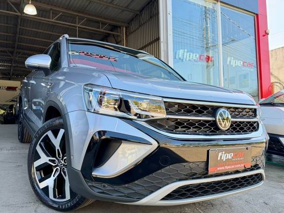 VOLKSWAGEN TAOS 1.4 250 TSI TOTAL FLEX HIGHLINE AUTOMÁTICO