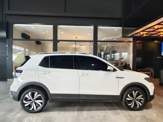 VOLKSWAGEN-T-CROSS-2022