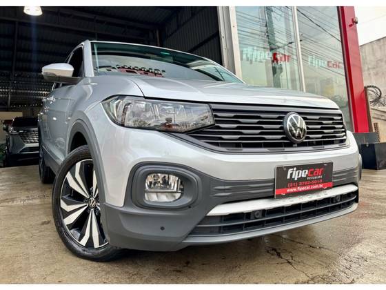 VOLKSWAGEN T-CROSS 1.0 200 TSI TOTAL FLEX AUTOMÁTICO