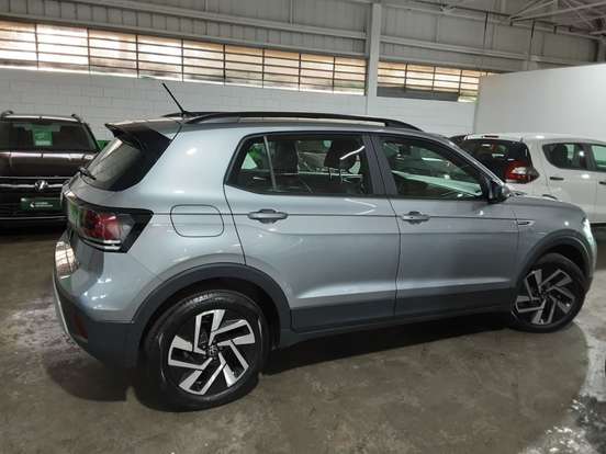 VOLKSWAGEN-T-CROSS-1.0 200 TSI TOTAL FLEX COMFORTLINE AUTOMÁTICO VOLKSWAGEN-T-CROSS-2024