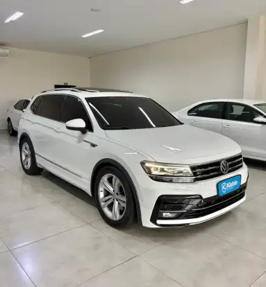 VOLKSWAGEN-TIGUAN-2019