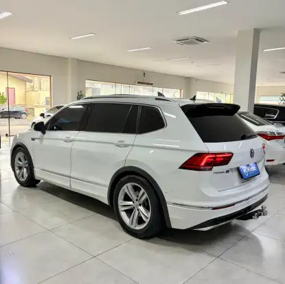 VOLKSWAGEN-TIGUAN-2019