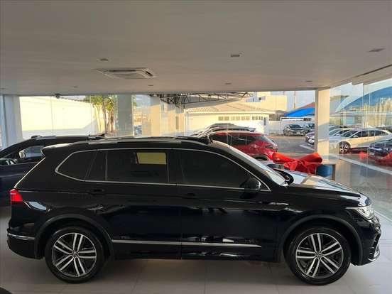 VOLKSWAGEN-TIGUAN-2.0 300 TSI GASOLINA ALLSPACE R-LINE AUTOMÁTICO VOLKSWAGEN-TIGUAN-2023