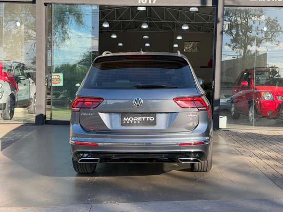 VOLKSWAGEN-TIGUAN-2019