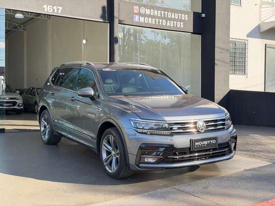 VOLKSWAGEN-TIGUAN-2019