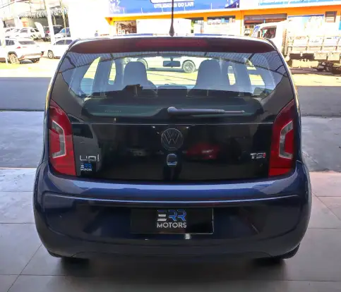 VOLKSWAGEN-UP-2015