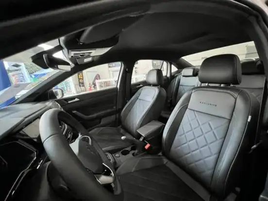 VOLKSWAGEN-VIRTUS-2026