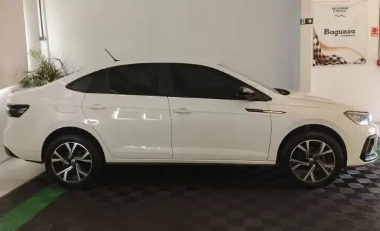 VOLKSWAGEN-VIRTUS-2023