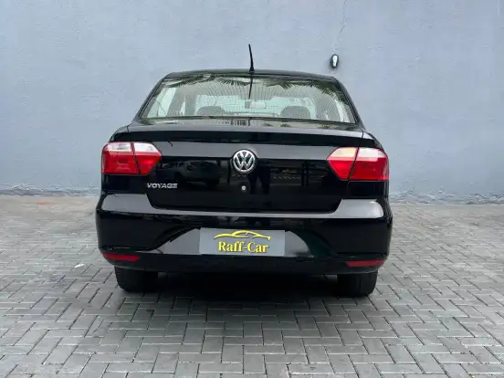 VOLKSWAGEN-VOYAGE-2020