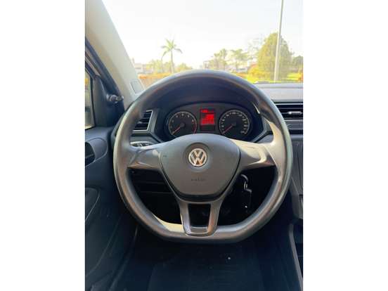 VOLKSWAGEN-VOYAGE-1.0 12V MPI TOTALFLEX 4P MANUAL VOLKSWAGEN-VOYAGE-2022