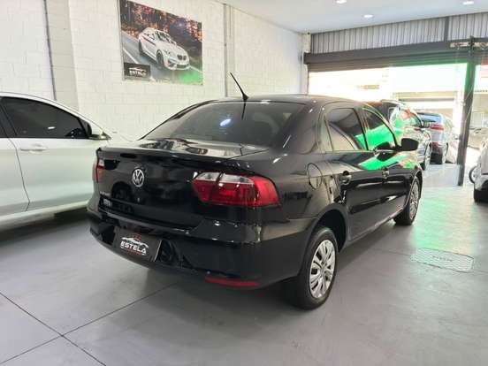VOLKSWAGEN-VOYAGE-1.0 MI TRENDLINE 8V FLEX 4P MANUAL VOLKSWAGEN-VOYAGE-2015