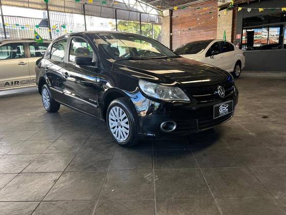VOLKSWAGEN VOYAGE 1.6 MI 8V FLEX 4P AUTOMÁTICO