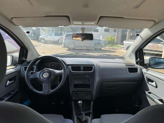 VOLKSWAGEN-FOX-1.0 MI 8V FLEX 4P MANUAL VOLKSWAGEN-FOX-2011