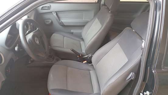 VOLKSWAGEN-GOL-2011