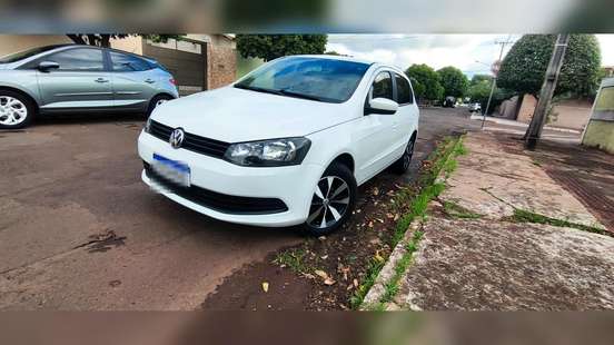 VOLKSWAGEN-GOL-2013