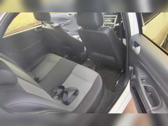 VOLKSWAGEN-GOL-1.0 MI CITY 8V FLEX 4P MANUAL VOLKSWAGEN-GOL-2013