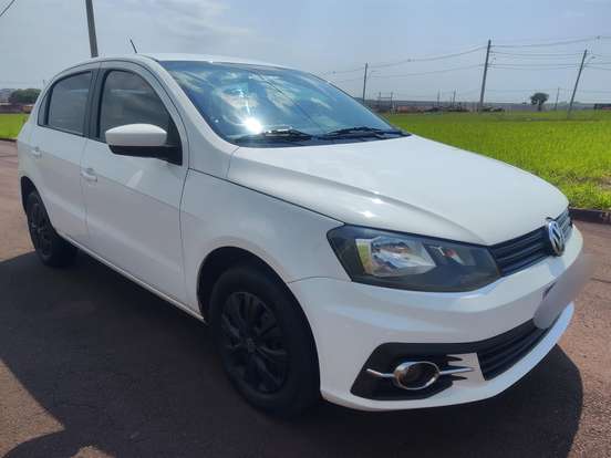 VOLKSWAGEN-GOL-1.6 MSI TOTALFLEX TRENDLINE 4P MANUAL VOLKSWAGEN-GOL-2017