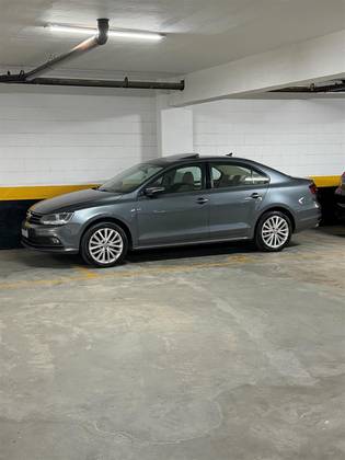 VOLKSWAGEN JETTA 1.4 16V TSI COMFORTLINE GASOLINA 4P TIPTRONIC