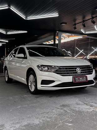 VOLKSWAGEN-JETTA-2018
