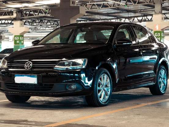 VOLKSWAGEN-JETTA-2.0 COMFORTLINE FLEX 4P TIPTRONIC VOLKSWAGEN-JETTA-2011