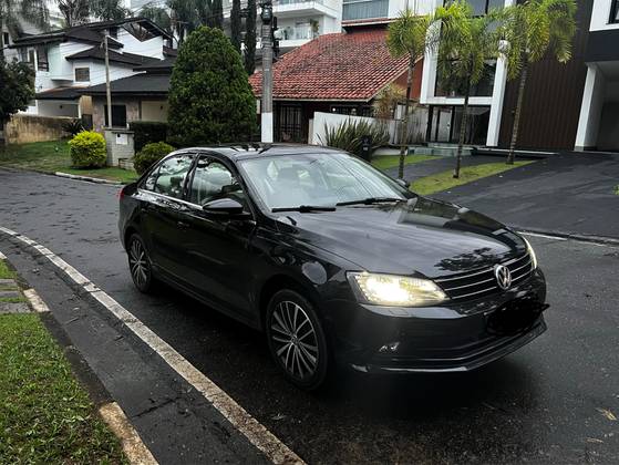 VOLKSWAGEN JETTA 2.0 TSI HIGHLINE 211CV GASOLINA 4P TIPTRONIC