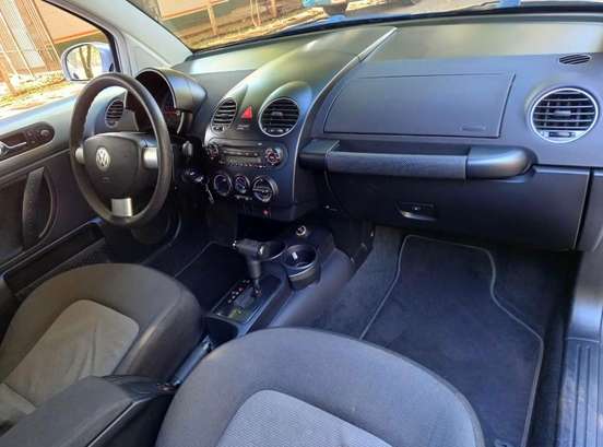 VOLKSWAGEN-NEW BEETLE-2008