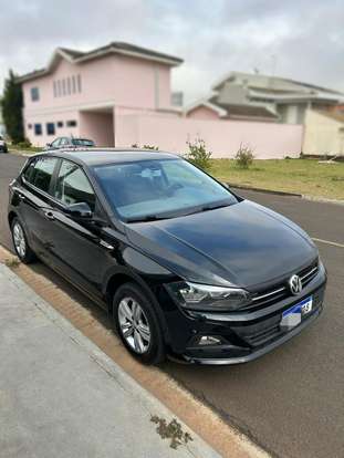 VOLKSWAGEN-POLO-2018
