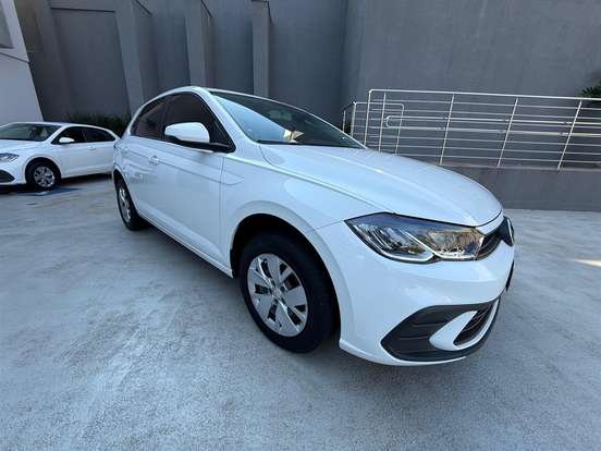 VOLKSWAGEN-POLO-2024
